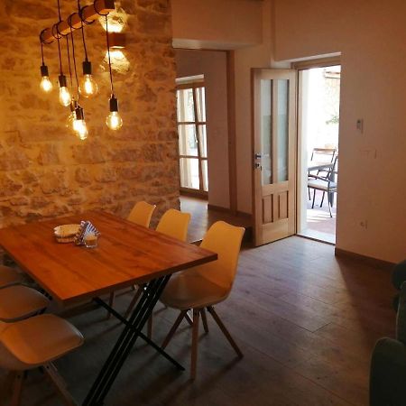 Apartments Dalmatian Stone House Turanj Dış mekan fotoğraf