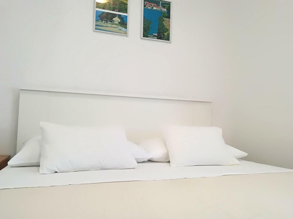 Apartments Dalmatian Stone House Turanj Dış mekan fotoğraf