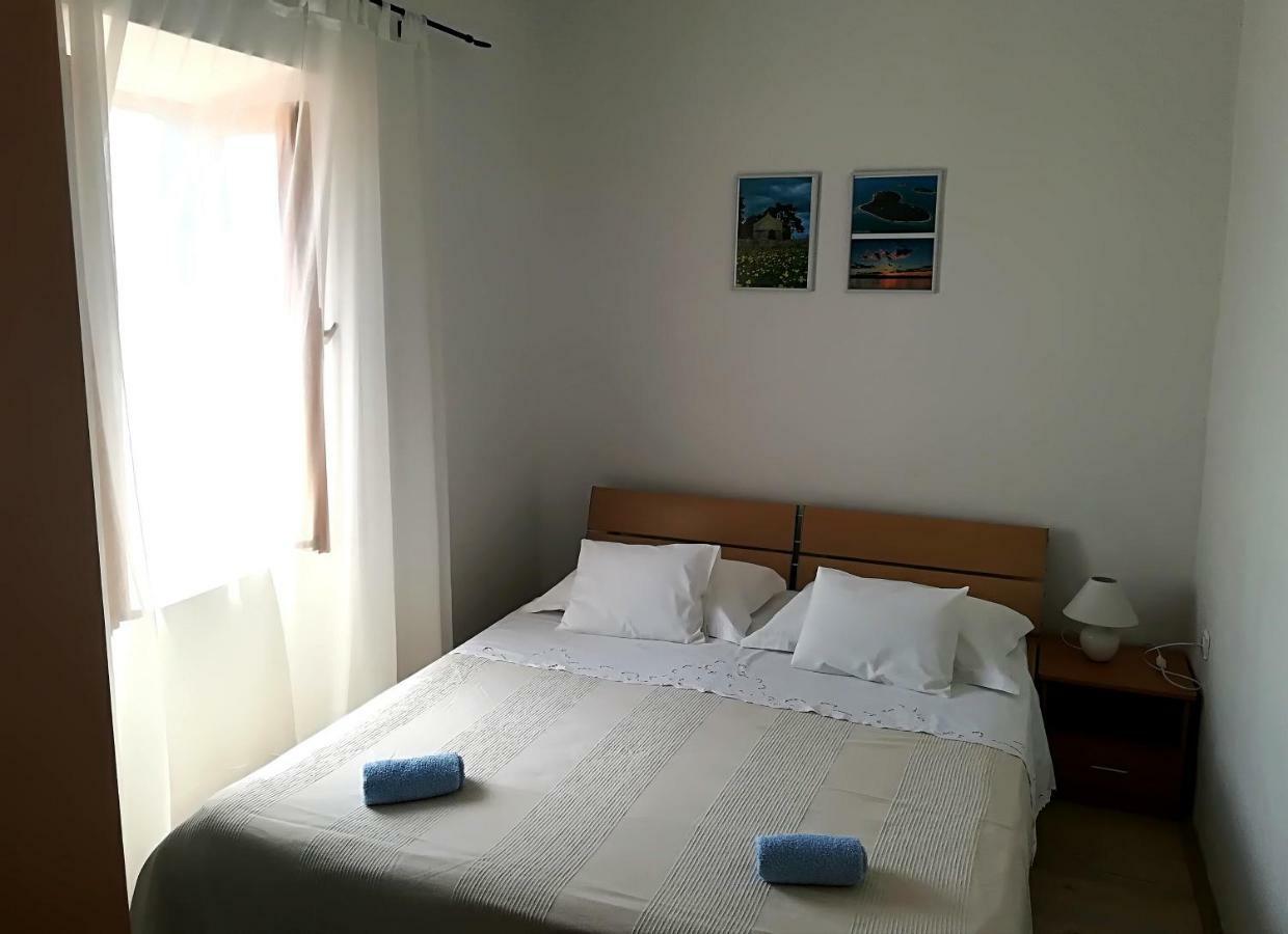 Apartments Dalmatian Stone House Turanj Dış mekan fotoğraf