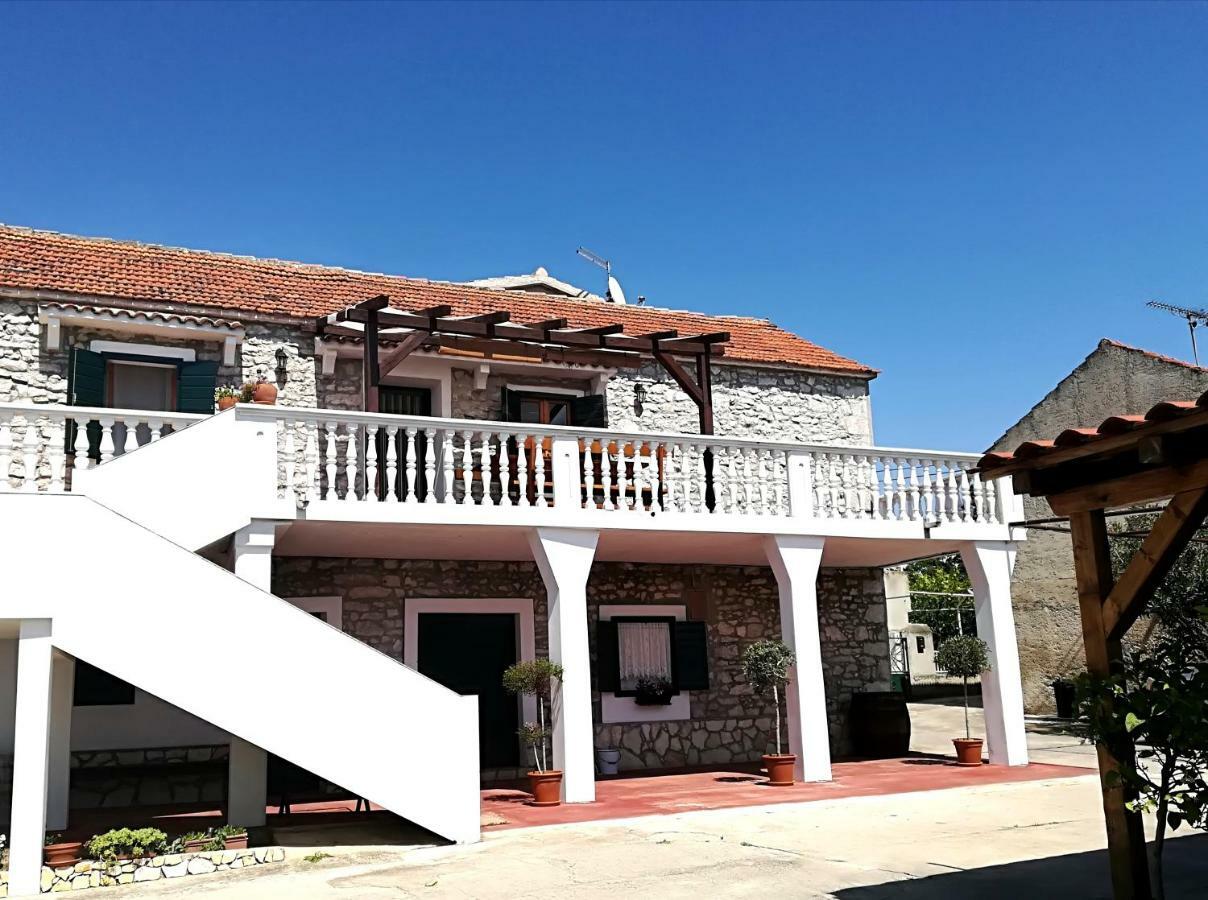 Apartments Dalmatian Stone House Turanj Dış mekan fotoğraf